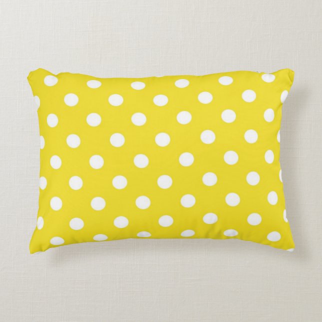 Polka dot pattern decorative cushion (Front)