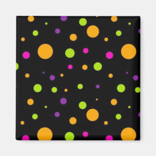 Polka dot pattern magnet