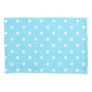 Polka dot pattern pillowcase