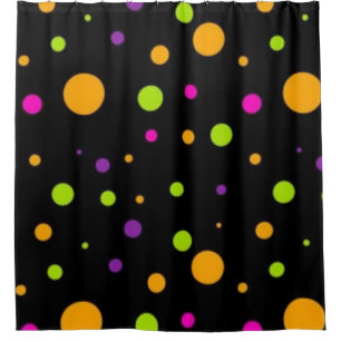 Polka dot pattern shower curtain