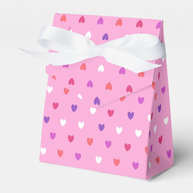 Polka hearts on pink favour box (Front Side)