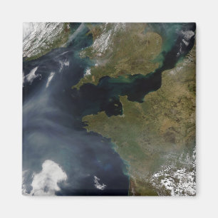 Pollution off France Magnet