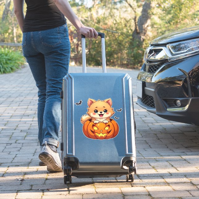 Pomeranian dog Happy Halloween pumpkin Classic T-S (Suitcase Insitu)