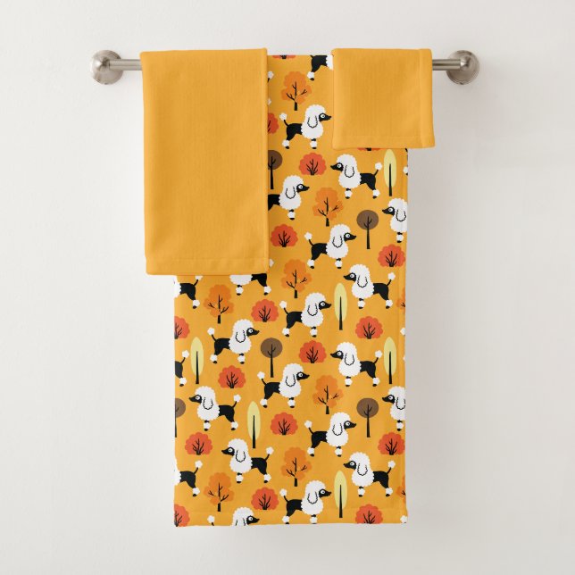 Poodle in the park bath towel set (Insitu)