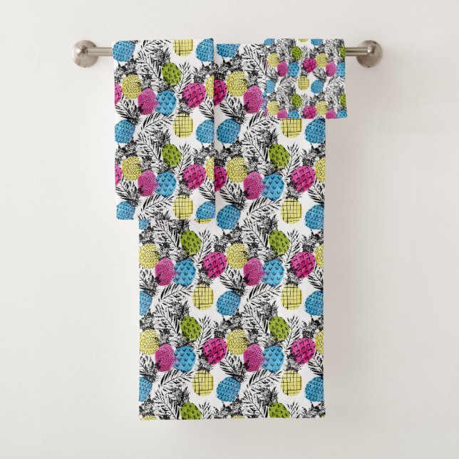 Pop Art Pineapples And Palm Leaves Bath Towel Set (Insitu)
