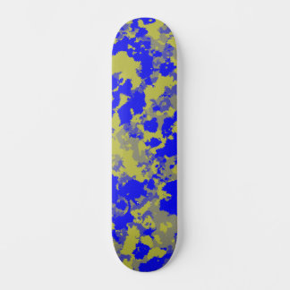 Pop Camo Art Skateboard