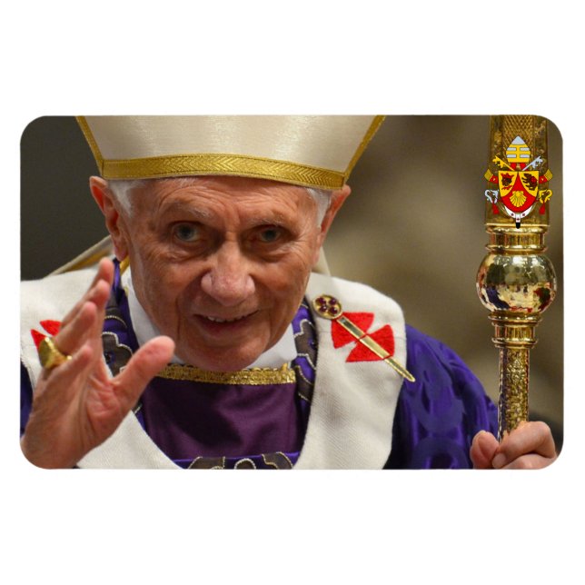 Pope Benedict XVI Magnet (Horizontal)