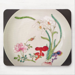 Porcelain dish, famille rose decoration, Yung Chen Mouse Pad