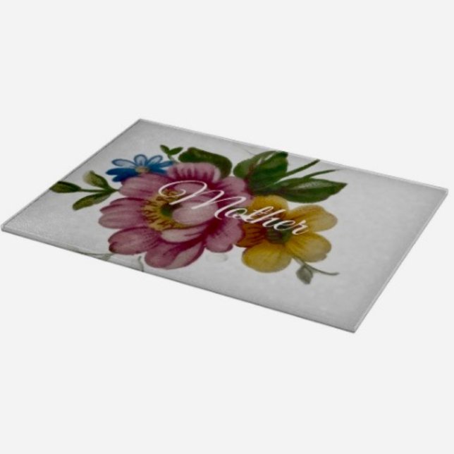 Porcelain Inspired Floral Cutting Board (A beautiful cutting board for Mom—practical, stylish, and perfect for Mother’s Day.
)