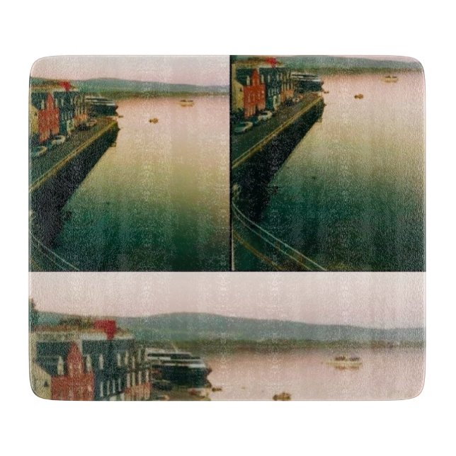 Port of Tobermory, Isle of Mull, Scotland Cutting Board (Front)