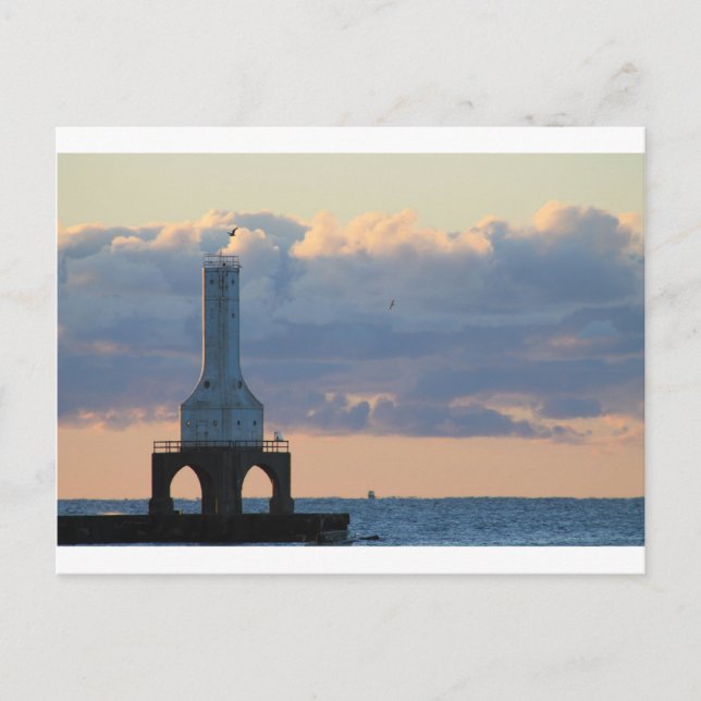 Port Washington, Wi. Lighthouse Postcard (Front)