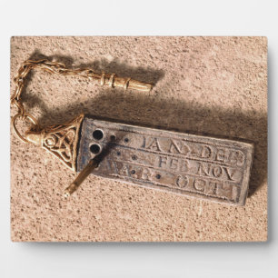 Portable sundial, silver and gold, 10th century (d plaque