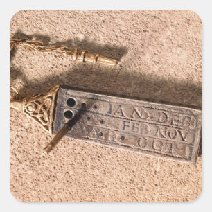 Portable sundial, silver and gold, 10th century (d square sticker