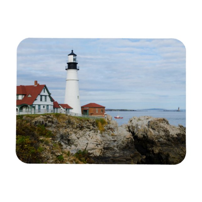 Portland Headlight lighthouse on rocky shore Magnet (Horizontal)