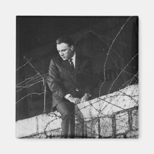 Portrait of Richard Burton Magnet