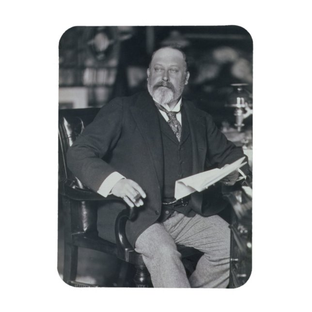 Portrait photograph of Edward VII (1841-1910) (b/w Magnet (Vertical)