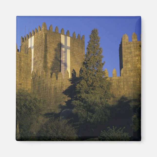 Portugal, Minho, Guimaraes. Castelo de Sao Magnet (Front)