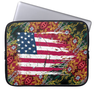 Portuguese AMERICAN designs laptop sleeve