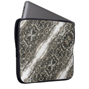 Portuguese designs laptop sleeve