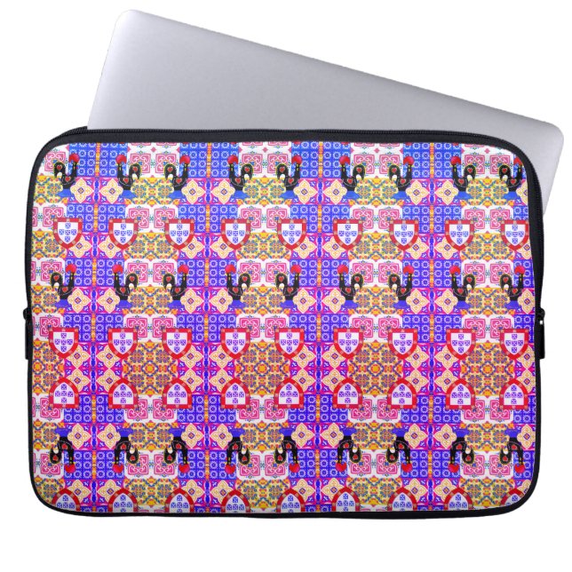 Portuguese designs laptop sleeve (Front)