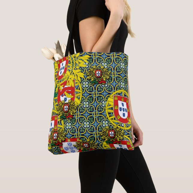 Portuguese designs tote bag (Close Up)