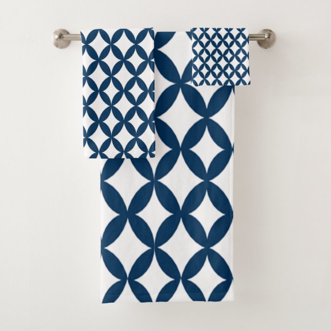 Positive and Negative Space  Bath Towel Set (Insitu)