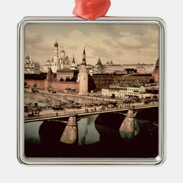 Postcard depicting the Kremlin, Moscow Metal Ornament (Front)