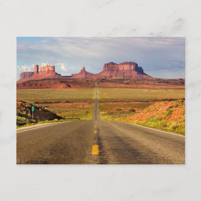 Postcard  Monument Valley Utah ~the Navajo Nation (Front)