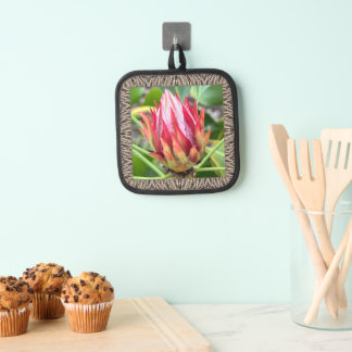 Pot Holder with Stunning Protea