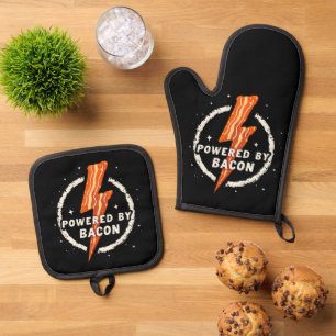 Powered by Bacon Funny Retro Foodie Aesthetic Oven Mitt & Pot Holder Set