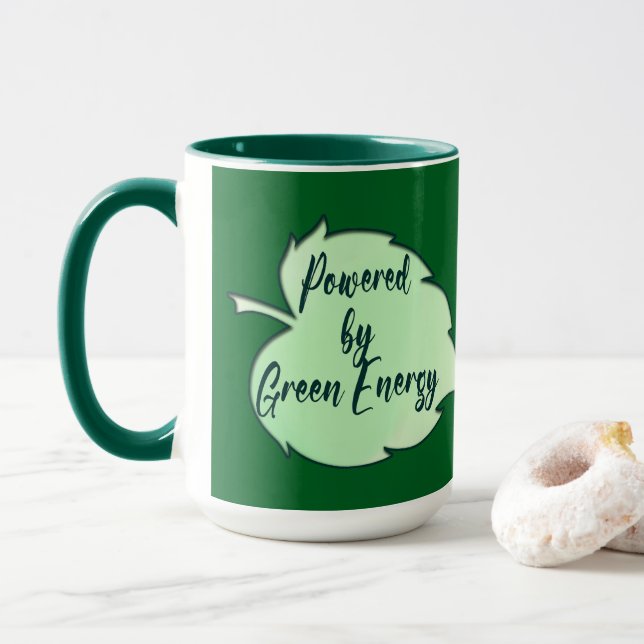 Powered by Green Energy St Patrick’s Day caneca Mug (With Donut)