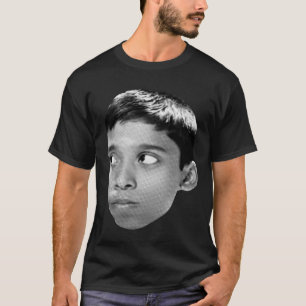Praggnanandhaa Rameshbabu being himself T-Shirt
