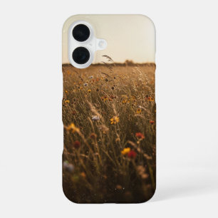 Prairie Vintage aux Fleurs Sauvages iPhone 16 Case