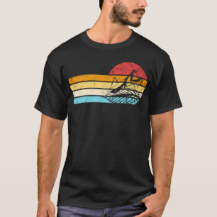 Praying Mantis Retro Sunset Entomologist Mantis T-Shirt