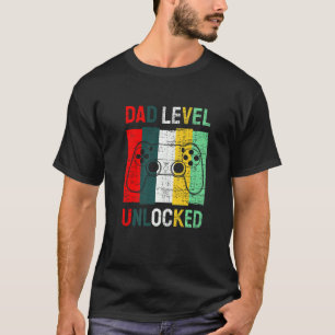 Pregnancy Announcement Dad Level Unlocked New Dadd T-Shirt