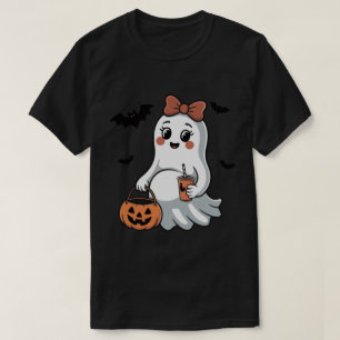 Pregnant Ghost Halloween Announcement   Maternity  T-Shirt