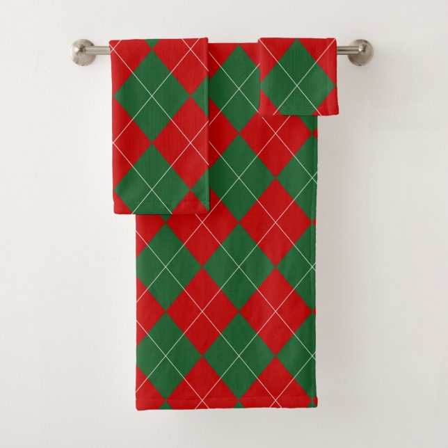 Preppy Argyle Tartan Diamond Plaid Red Green Bath Towel Set (Insitu)