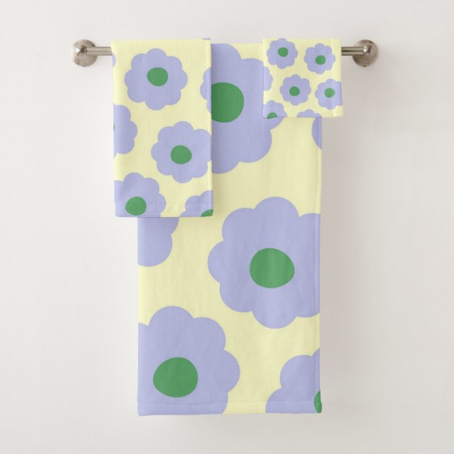 Preppy Blue Green Cute Hippie Flower Pattern Bath Towel Set (Insitu)