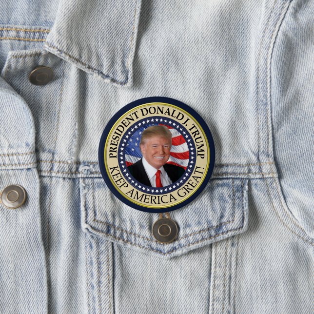 President Donald Trump 2020 Keep America Great 7.5 Cm Round Badge (In Situ)