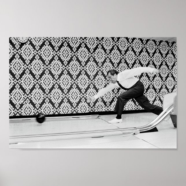 President Richard Nixon Bowling - 1971 Poster (Front)