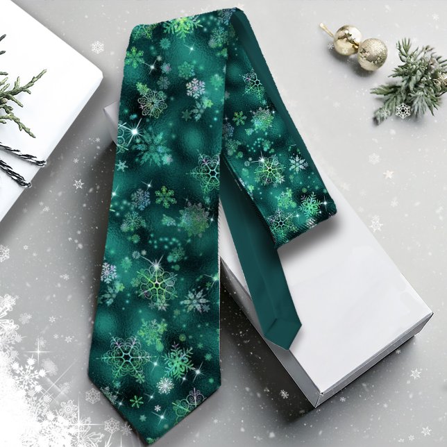Prettiest Snowflakes Pattern Green ID846 Tie (Creator Uploaded)