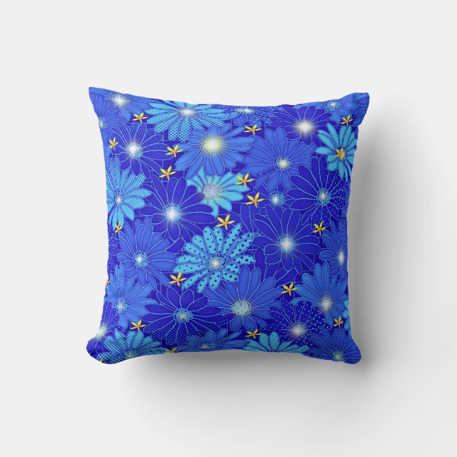 Pretty Blue Daisy Pattern Cushion (Front)