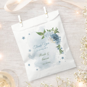 pretty blue flowers greenery favour bag