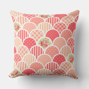 Pretty colours l Retro pattern in pink l Floral  Cushion