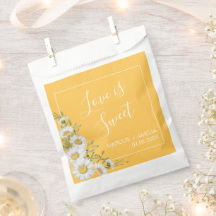 Pretty Daffodil Yellow & White Daisies Wedding Favour Bag