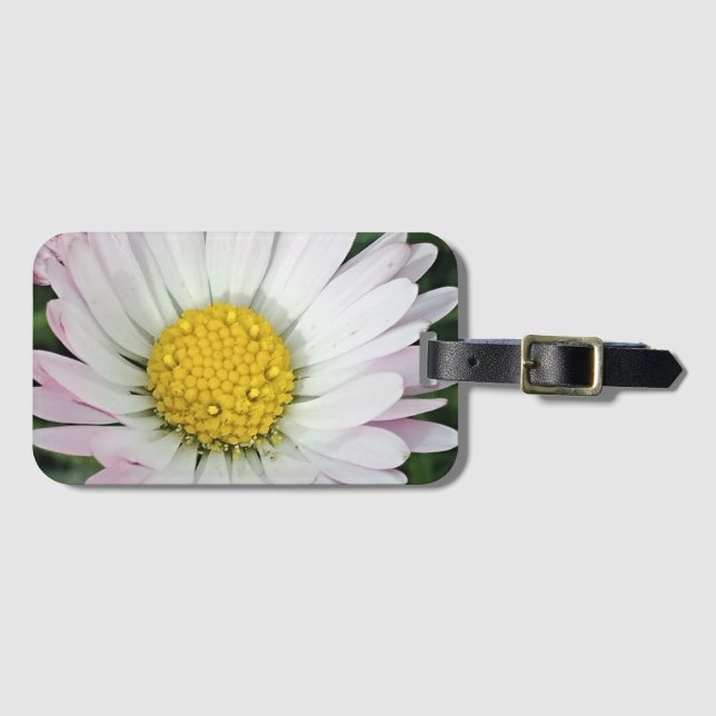Pretty daisy luggage tag (Front Horizontal)