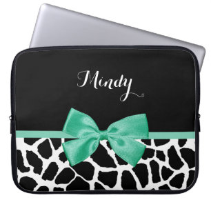 Pretty Giraffe Print Mint Green Bow With Name Laptop Sleeve
