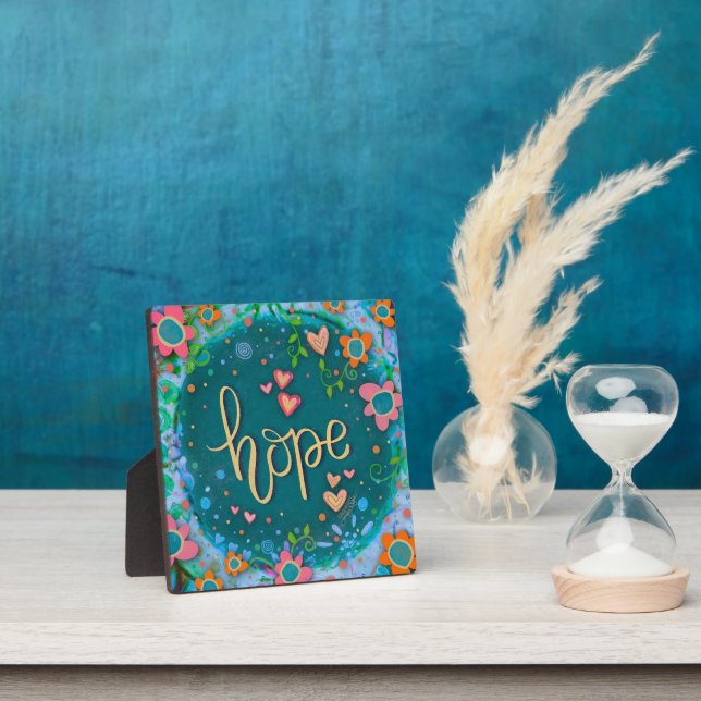Pretty Heart Flower Inspiring Hope Easel Plaque (Insitu)