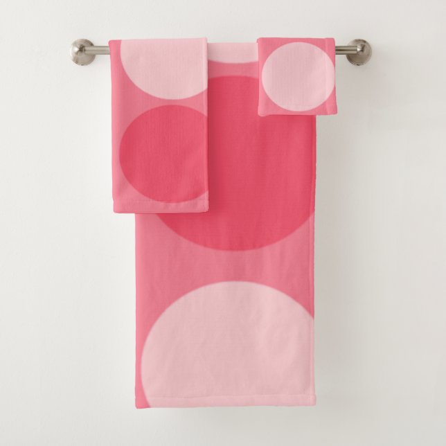 Pretty in Polka dots Collection Bath Towel Set (Insitu)
