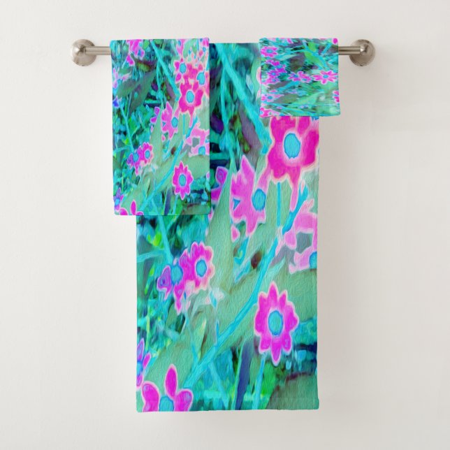 Pretty Magenta and Royal Blue Garden Flowers Bath Towel Set (Insitu)